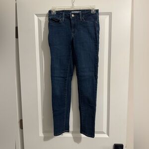 Levi size 25 711 skinny jeans